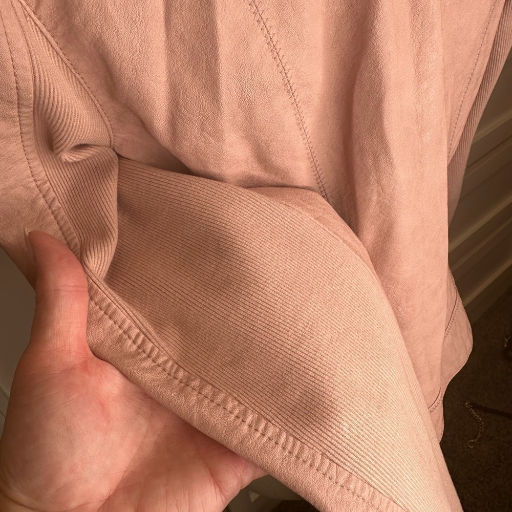 Anthropologie faux leather jacket in adorable dusty rose - Picture 9 of 14